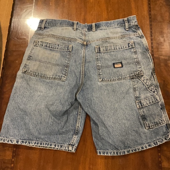 Arizona carpenter style blue jean shorts Size 34 - Picture 9 of 14